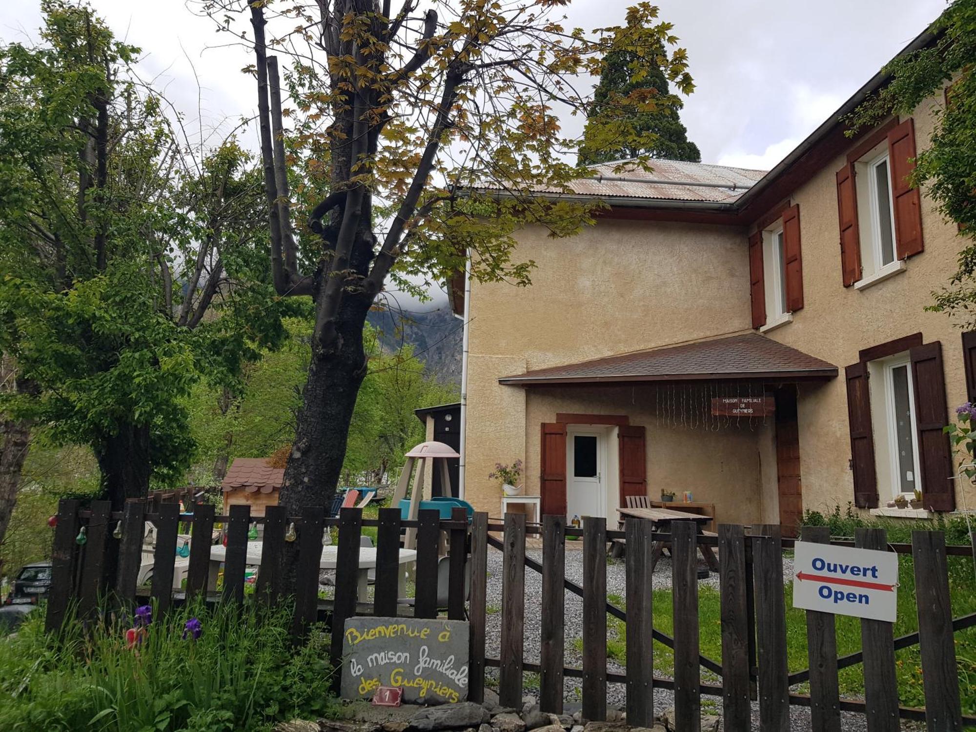 Maison Familiale Des Gueyniers Jausiers Eksteriør bilde